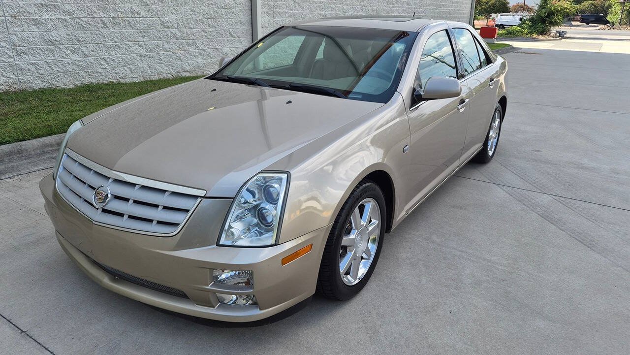 Used 2005 Cadillac STS w/ Preferred Equipment Group RWD image 3