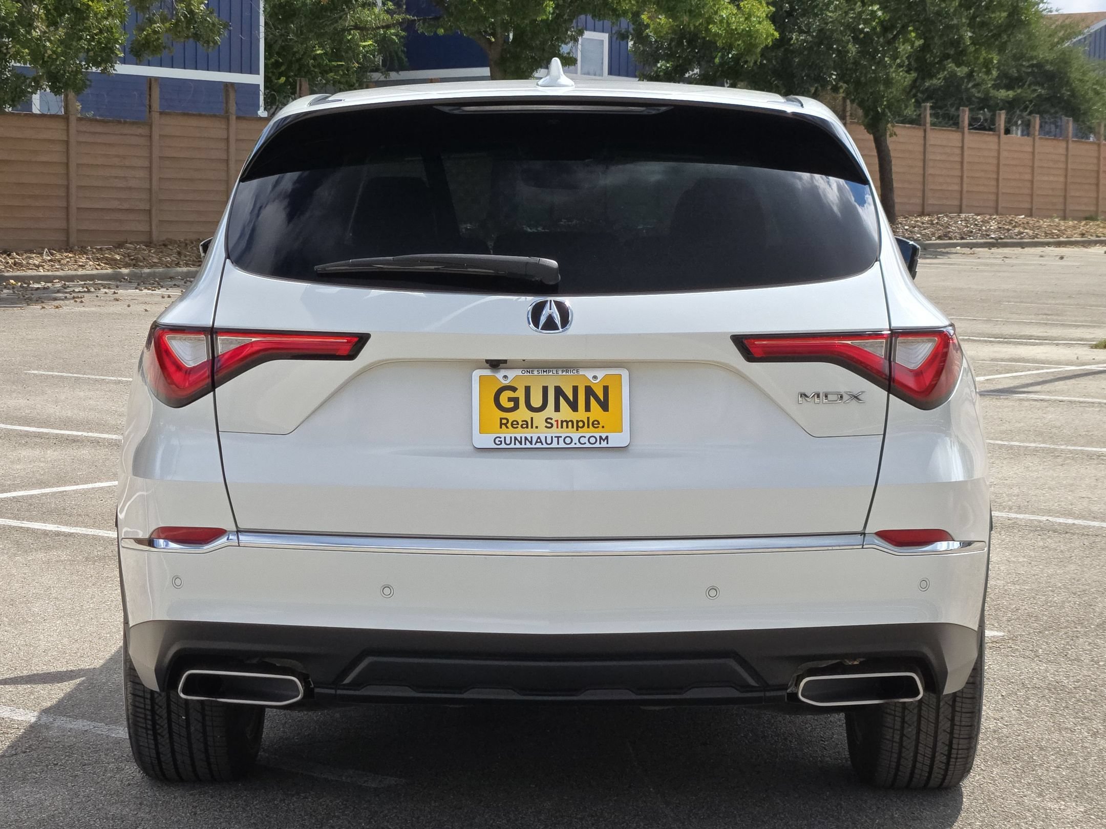 Certified 2022 Acura MDX w/ Technology Package FWD image 4