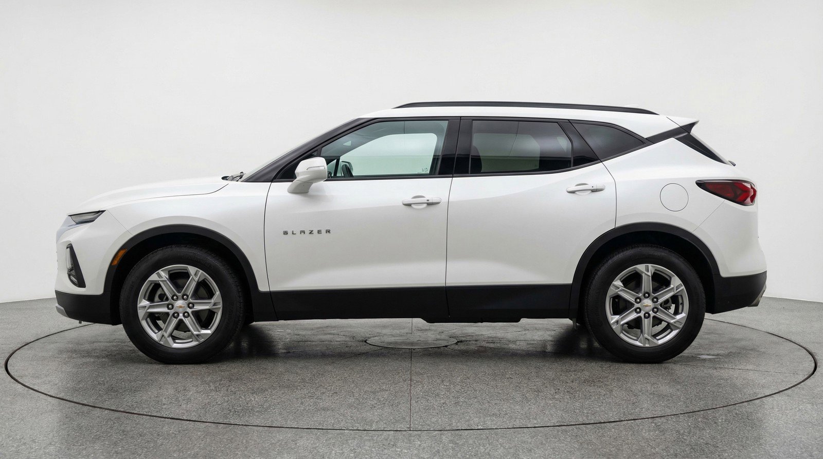 Used 2025 Chevrolet Blazer LT image 5