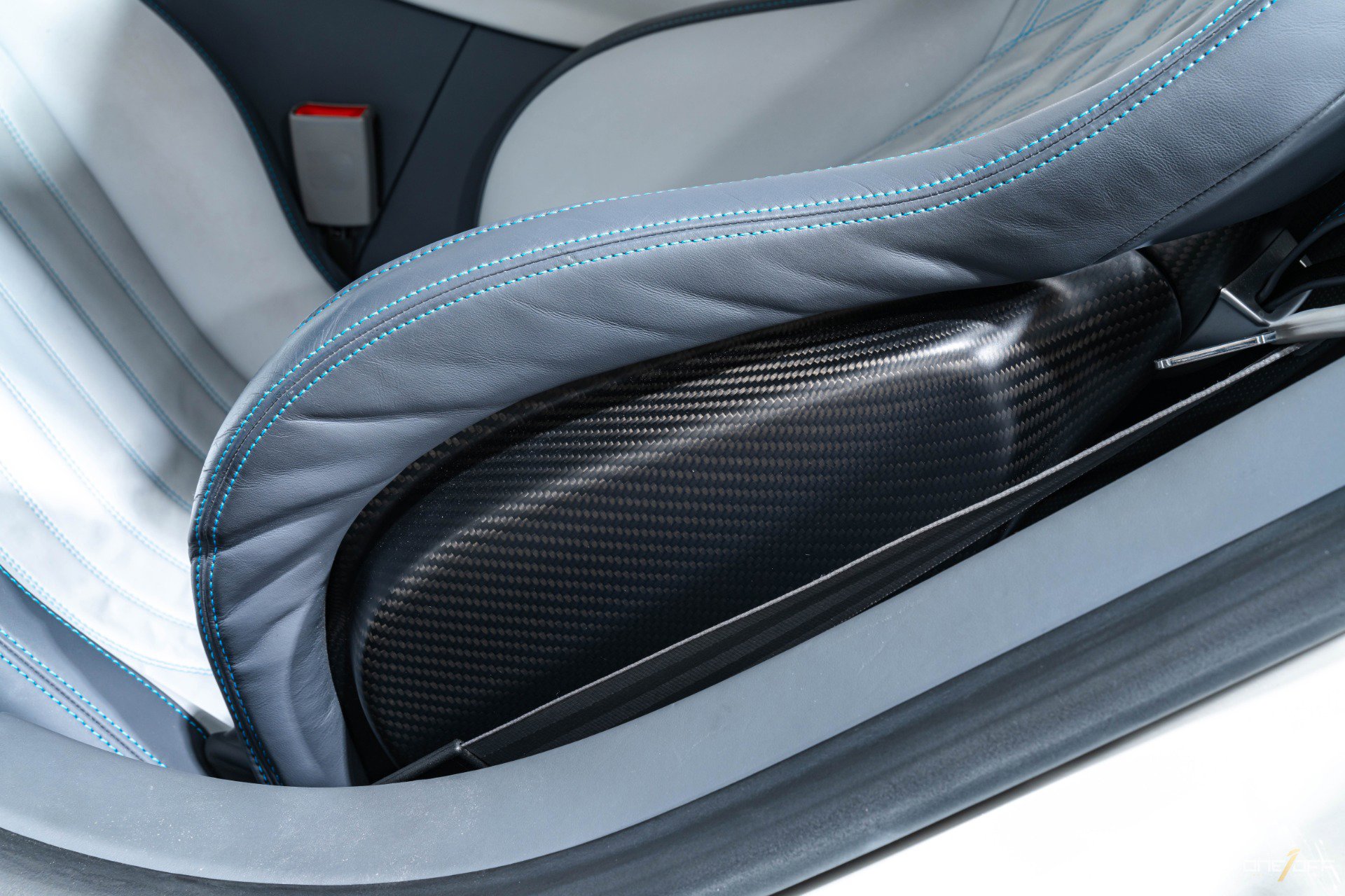 Used 2019 Bugatti Chiron image 47