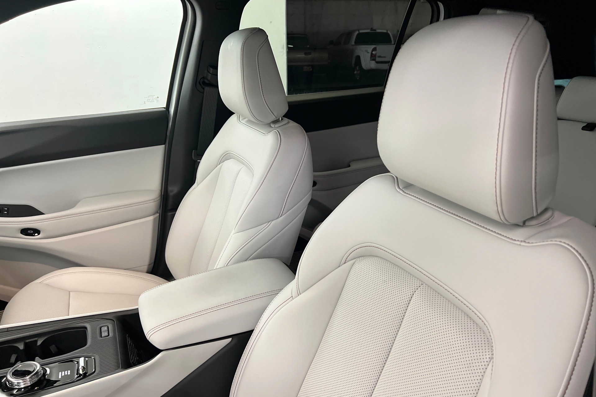New 2026 Jeep Cherokee Limited AWD/4WD image 16