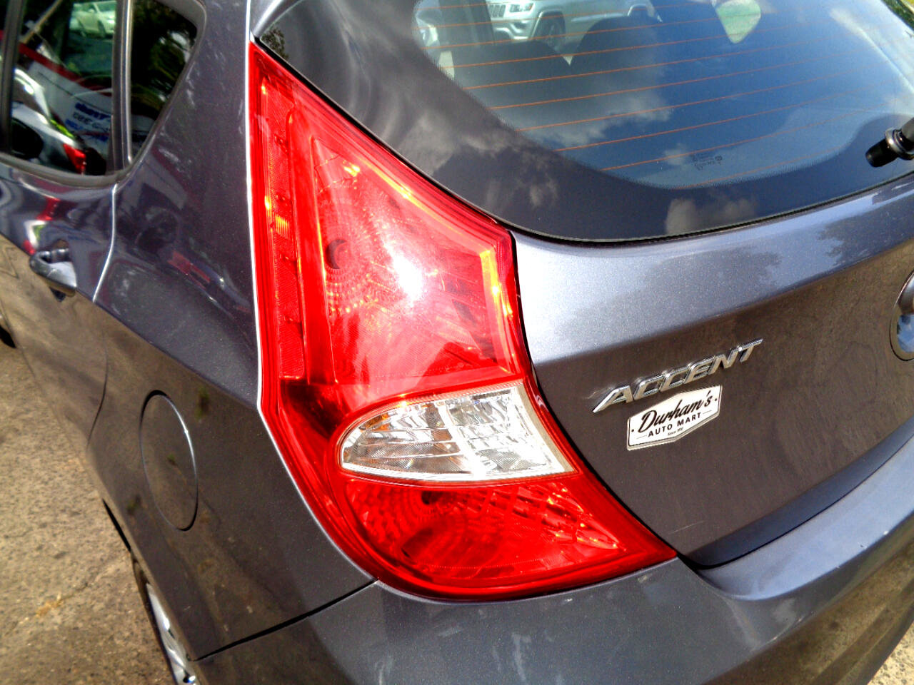 Used 2017 Hyundai Accent SE image 12