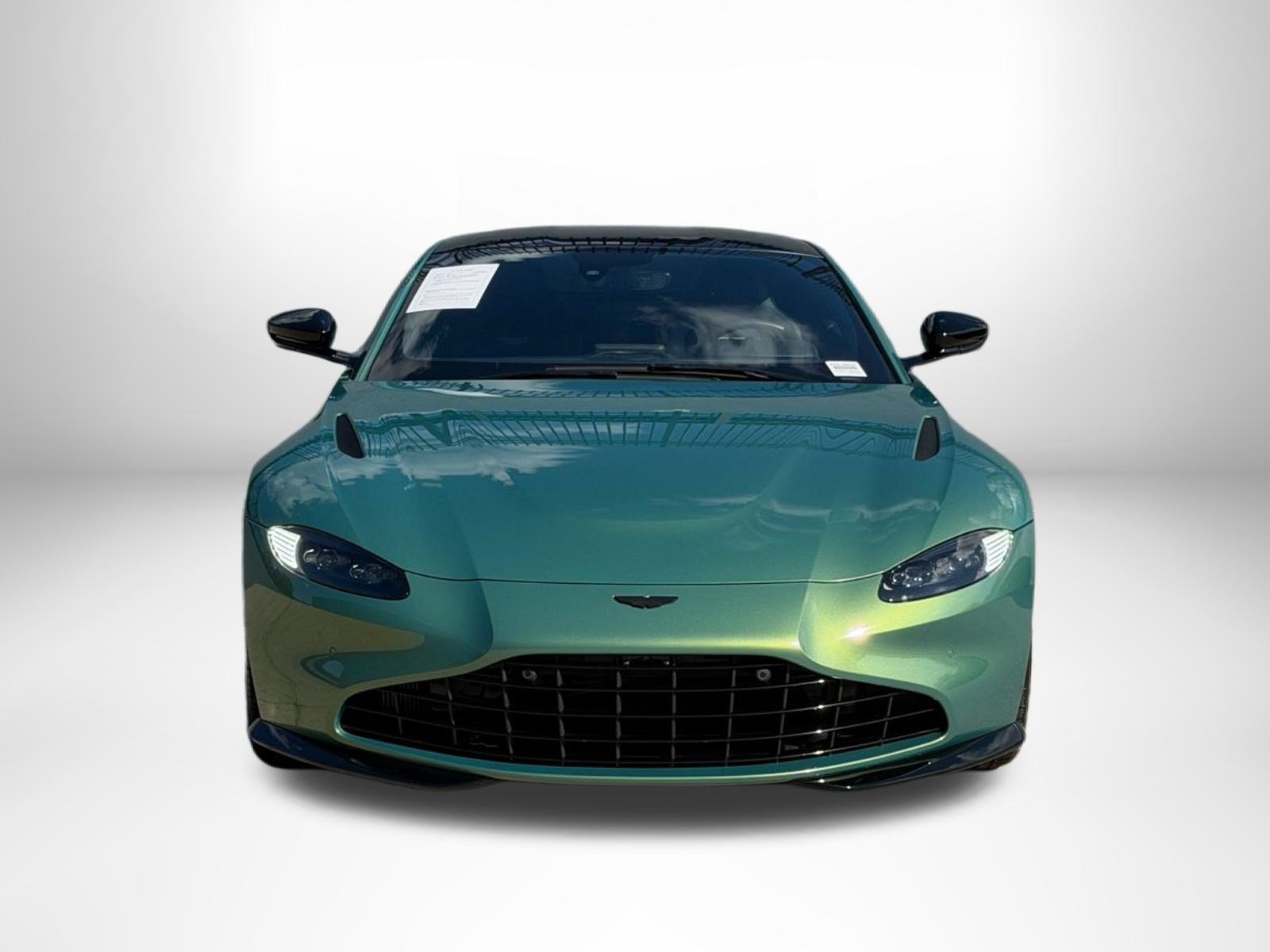 Used 2023 Aston Martin V8 Vantage Coupe RWD image 7