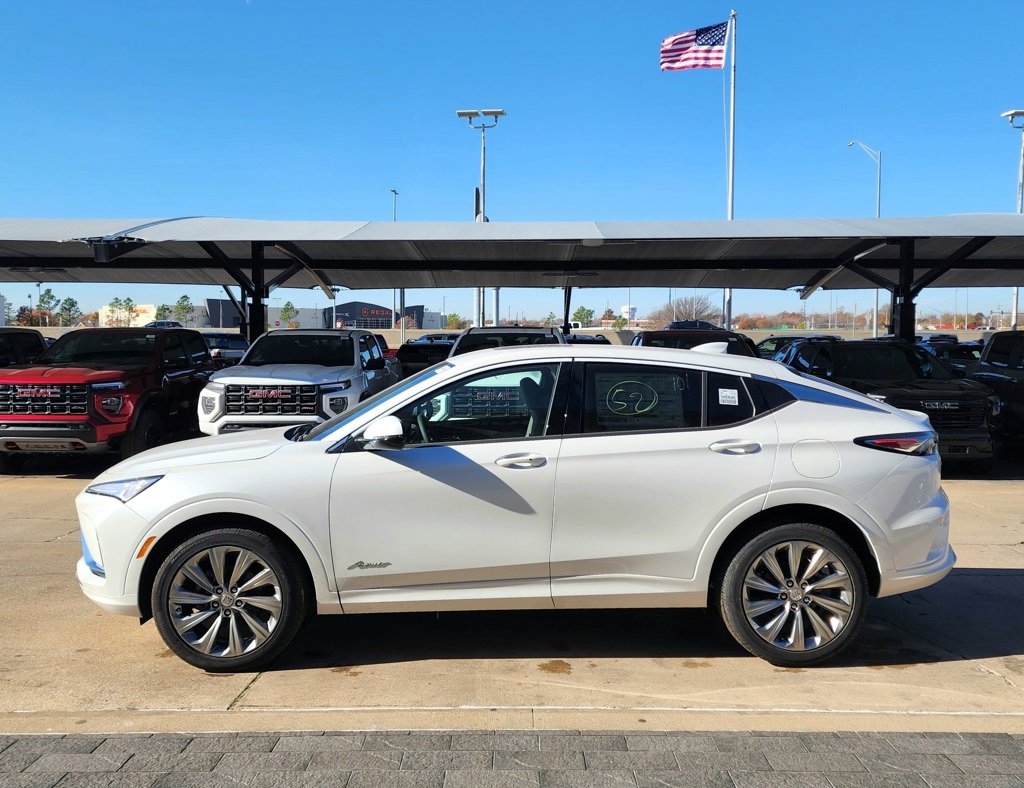 New 2026 Buick Envista Avenir image 7