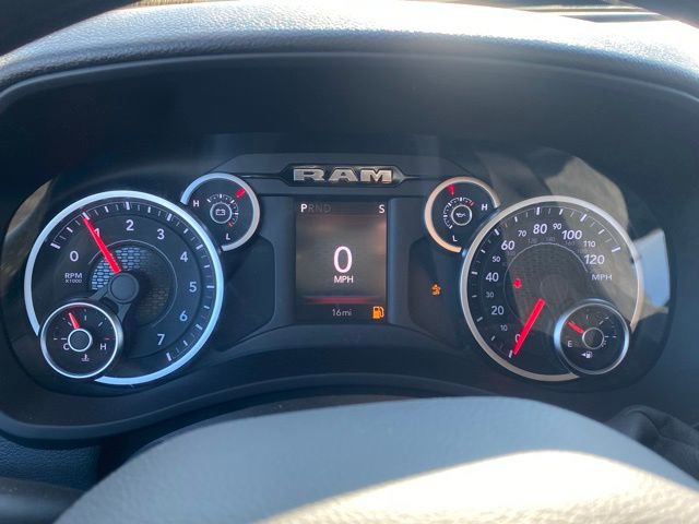 New 2026 RAM 2500 Tradesman w/ Chrome Appearance Group AWD/4WD image 18