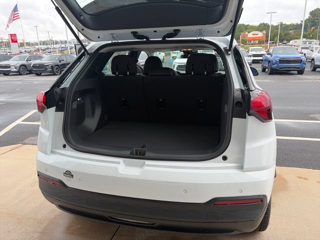 New 2027 Chevrolet Bolt LT w/ Comfort Package FWD image 29