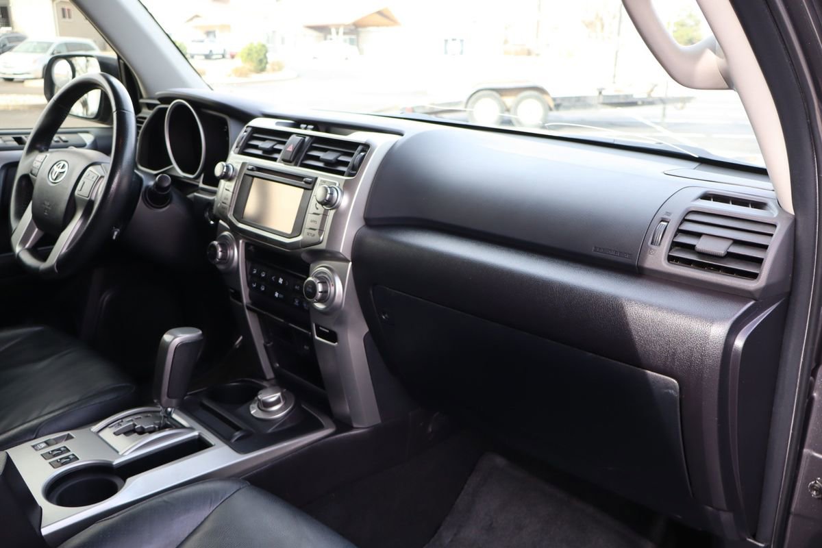 Used 2012 Toyota 4Runner Limited image 17