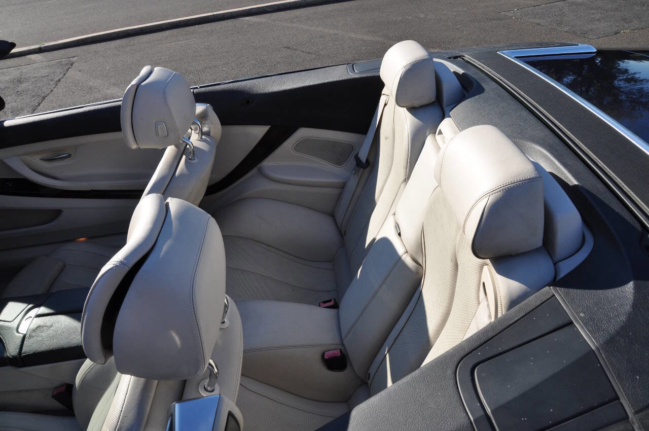 Used 2012 BMW 650i xDrive Convertible AWD/4WD image 24