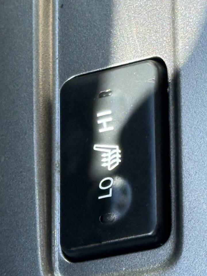 Used 2014 Acura ILX w/ Premium Package FWD image 14