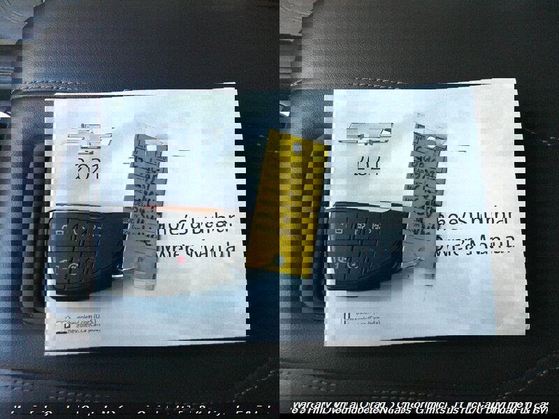 Used 2021 Chevrolet Suburban Z71 w/ Z71 Off-Road Package AWD/4WD image 72