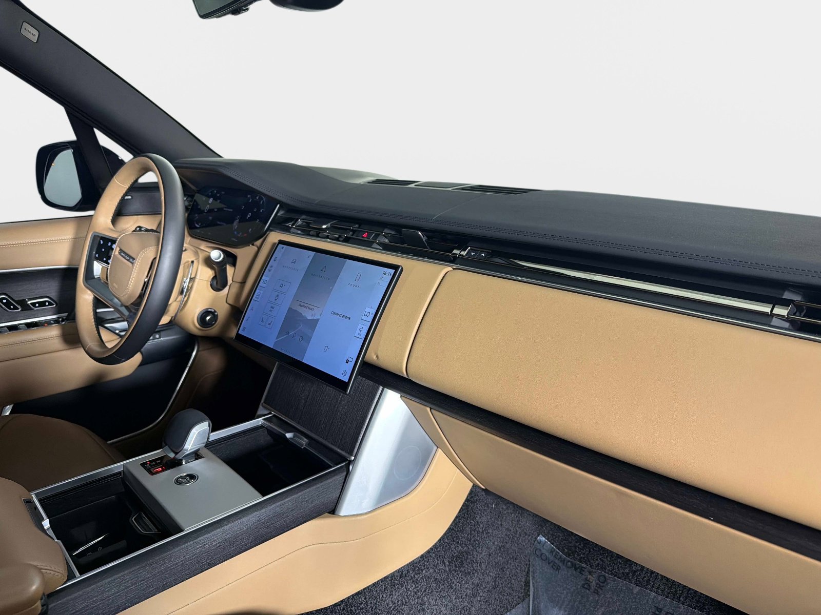 Used 2025 Land Rover Range Rover Long Wheelbase SE image 25