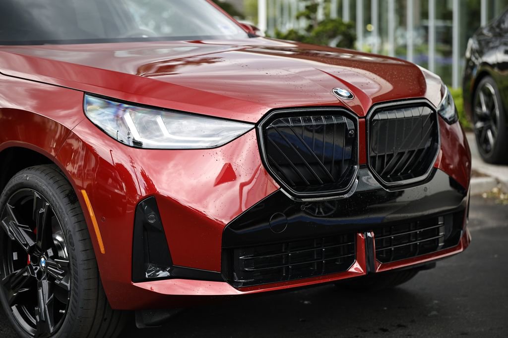 New 2026 BMW X3 xDrive30 w/ Premium Package AWD/4WD image 2