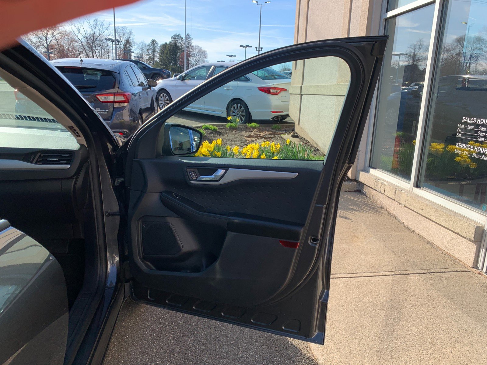 Used 2020 Ford Escape SEL image 37