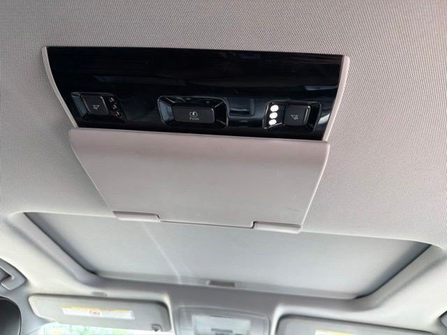 Used 2019 GMC Sierra 2500 Denali AWD/4WD image 26