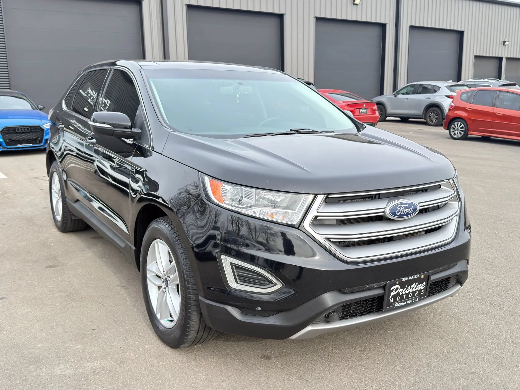Used 2018 Ford Edge SEL w/ Canadian Touring Package AWD/4WD image 2