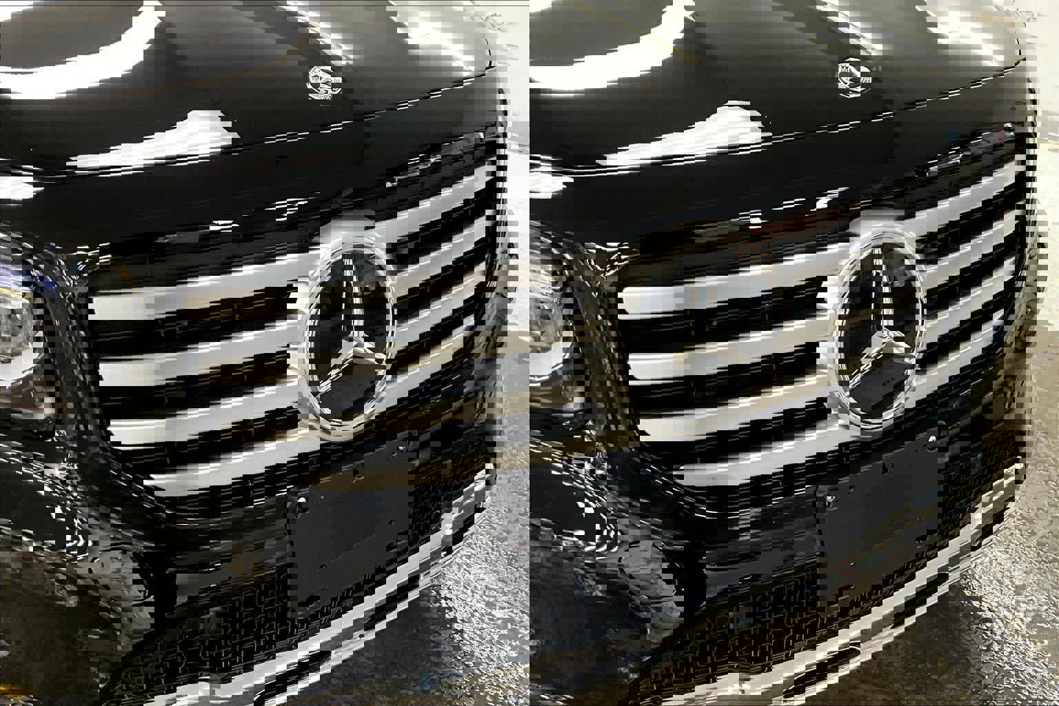 Used 2026 Mercedes-Benz GLB 250 4MATIC image 32