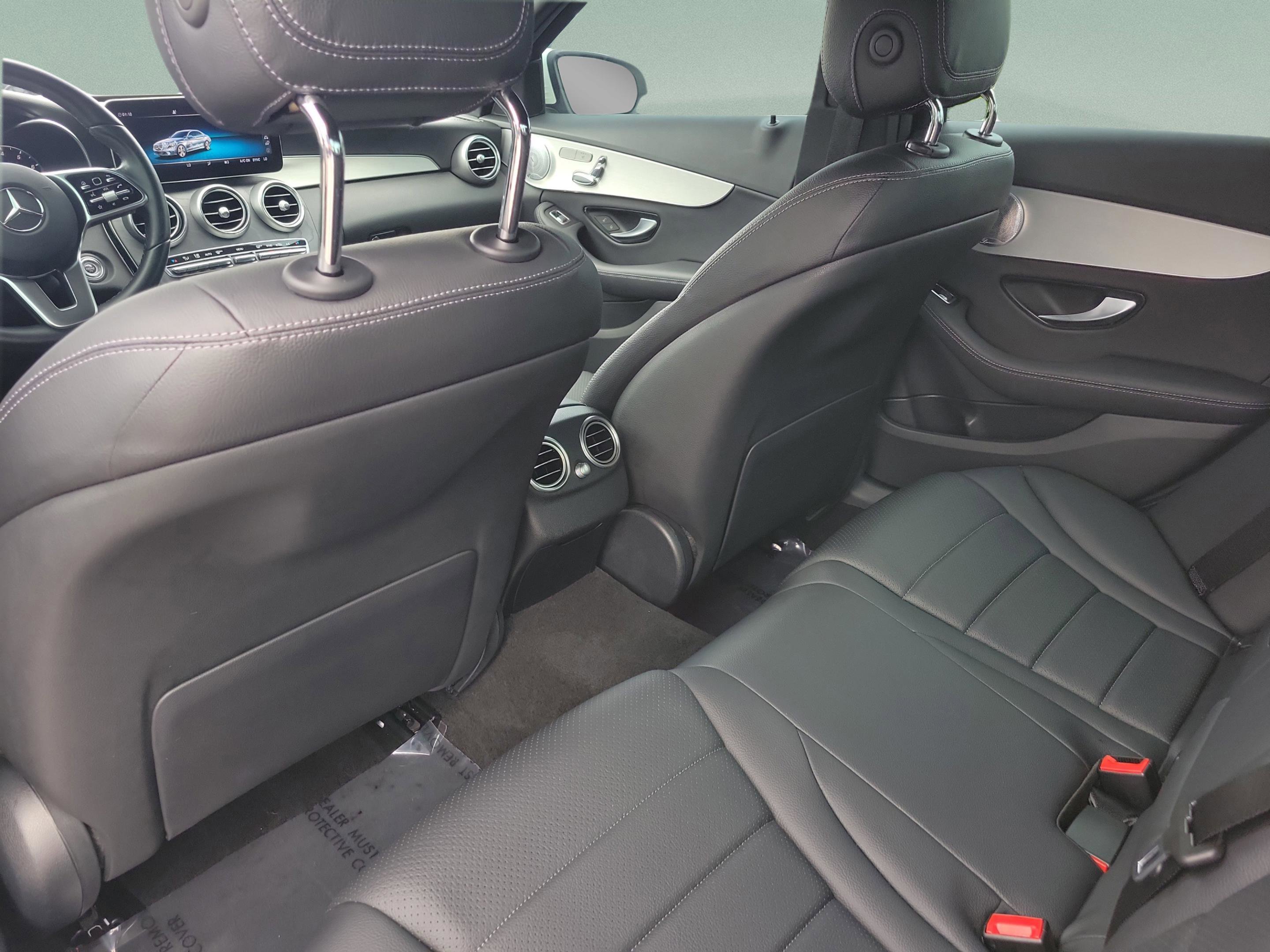 Used 2021 Mercedes-Benz C 300 Sedan image 6