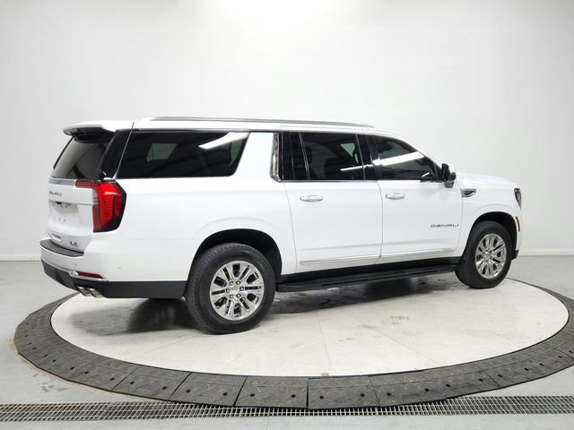 Used 2025 GMC Yukon XL Denali image 7