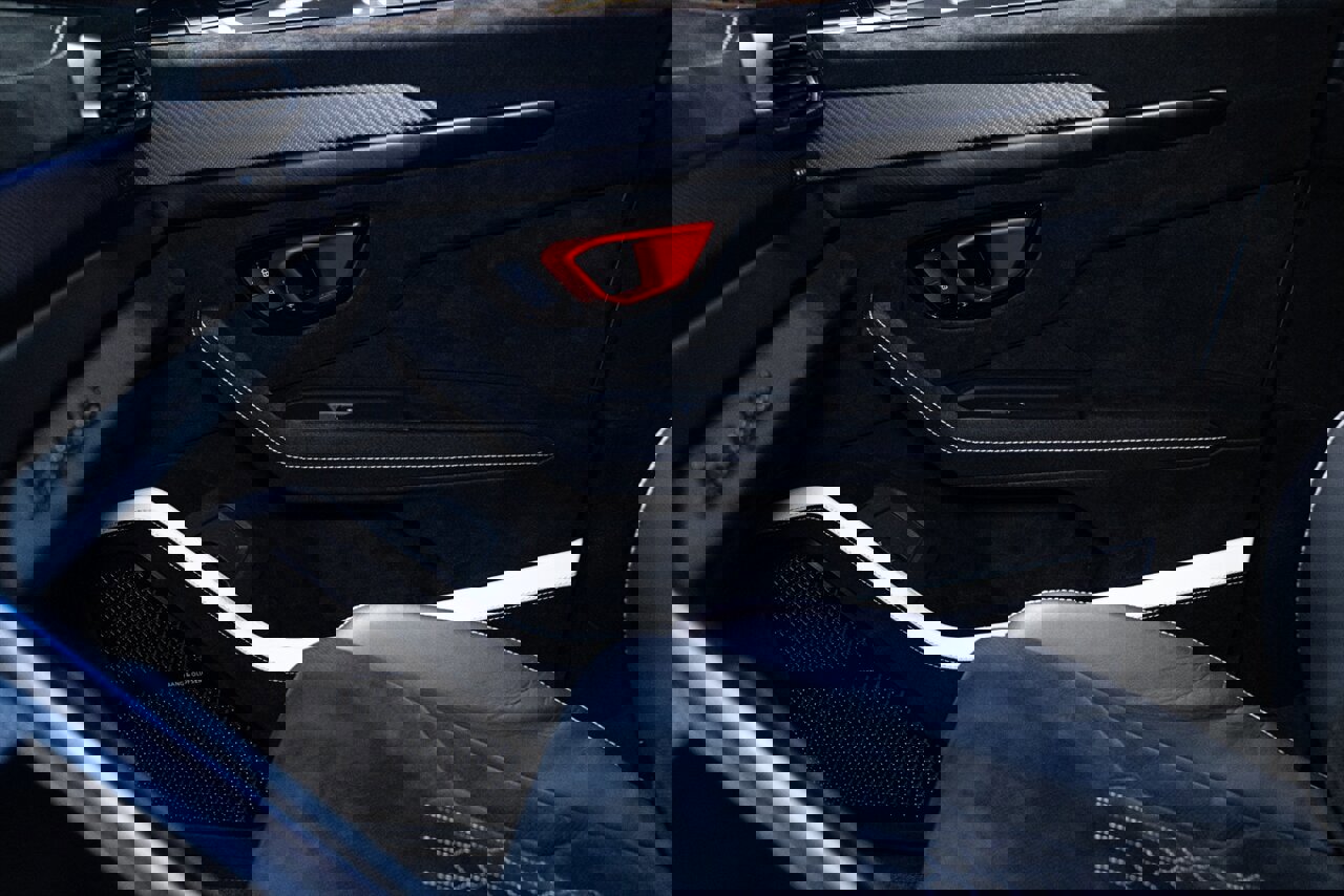 Used 2023 Lamborghini Urus Performante image 21