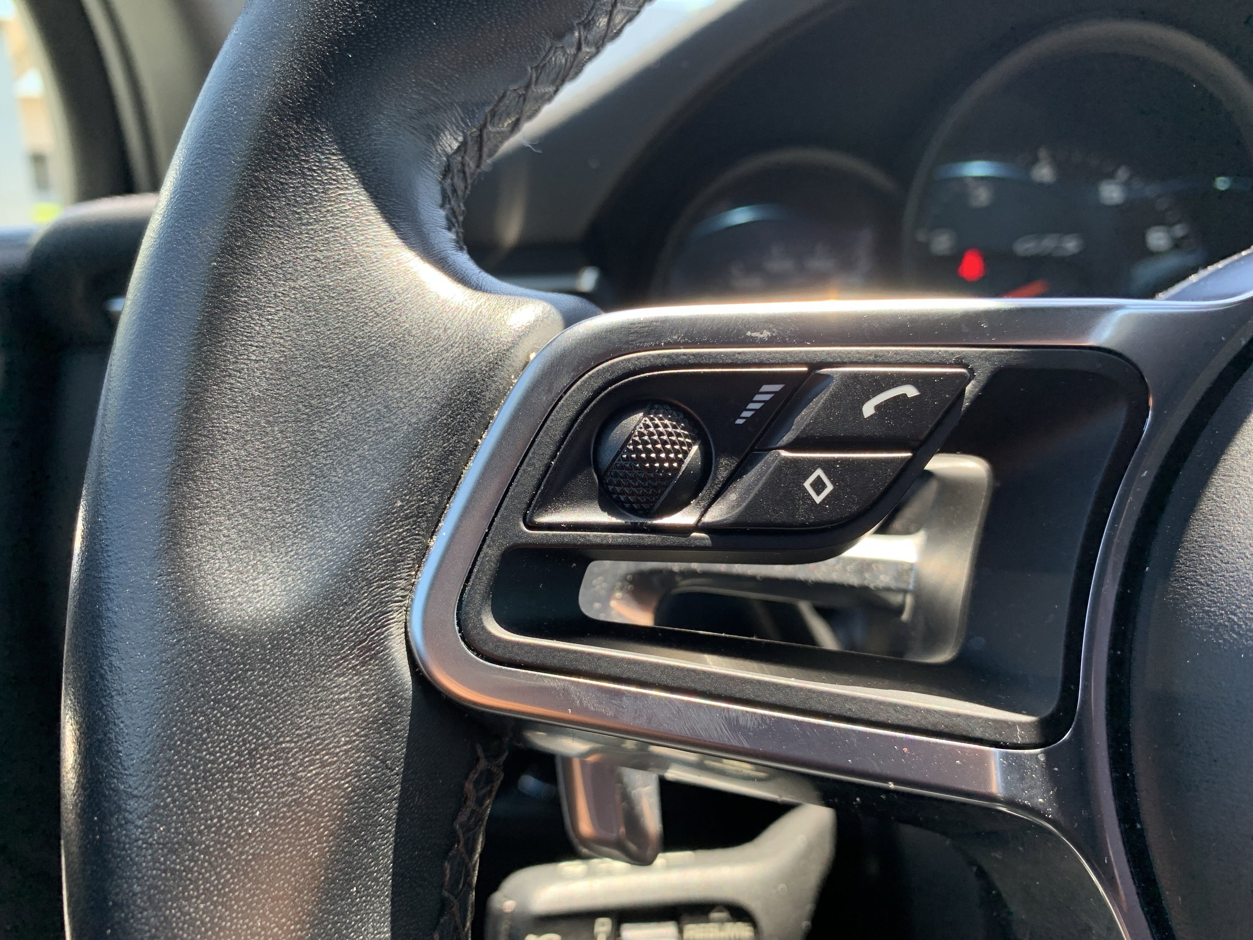 Used 2018 Porsche Macan GTS AWD/4WD image 19