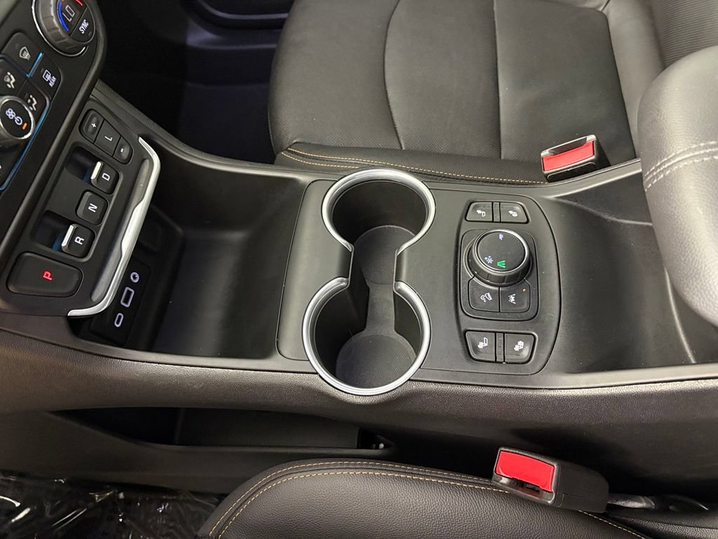 Used 2020 GMC Terrain SLT w/ Preferred Package FWD image 31