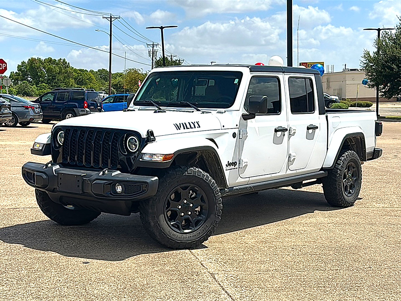 Used 2023 Jeep Gladiator Sport AWD/4WD image 2