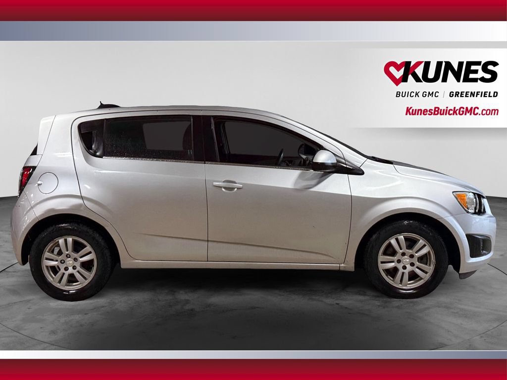 Used 2015 Chevrolet Sonic LT FWD image 4