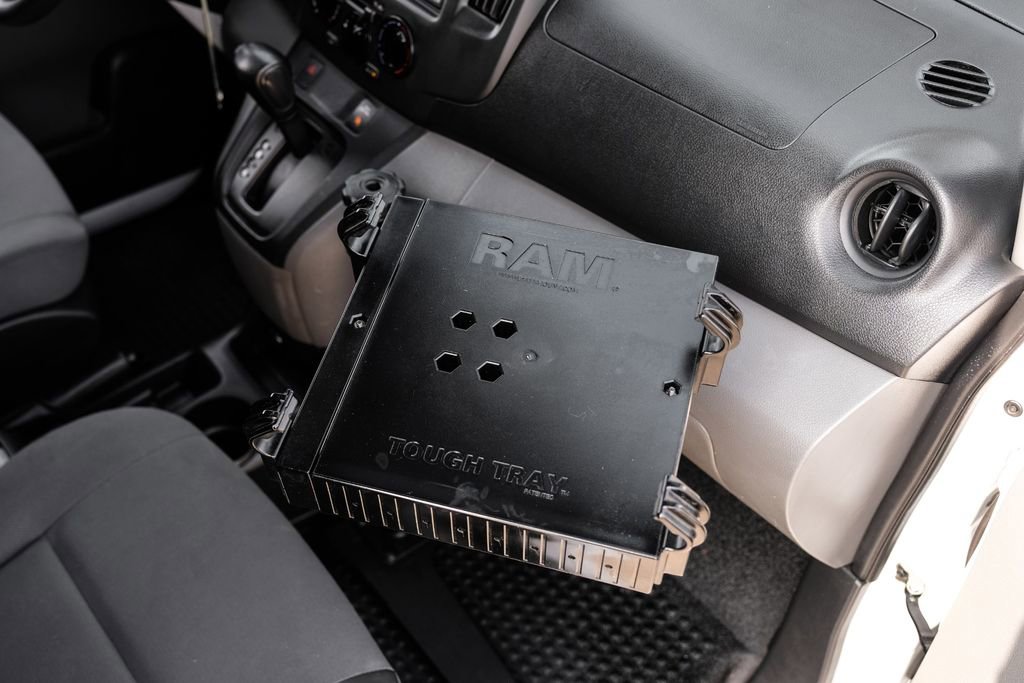 Used 2020 Nissan NV200 SV image 27