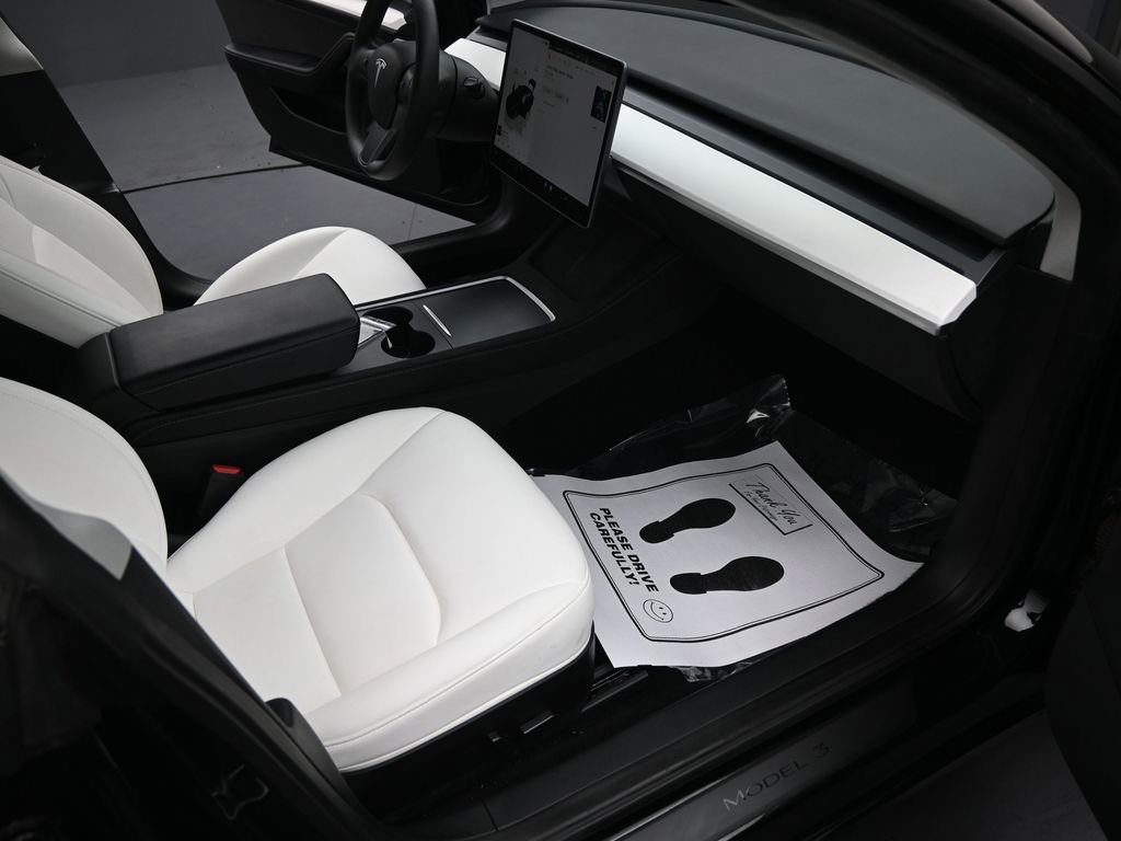 Used 2023 Tesla Model 3 Standard Range RWD image 31