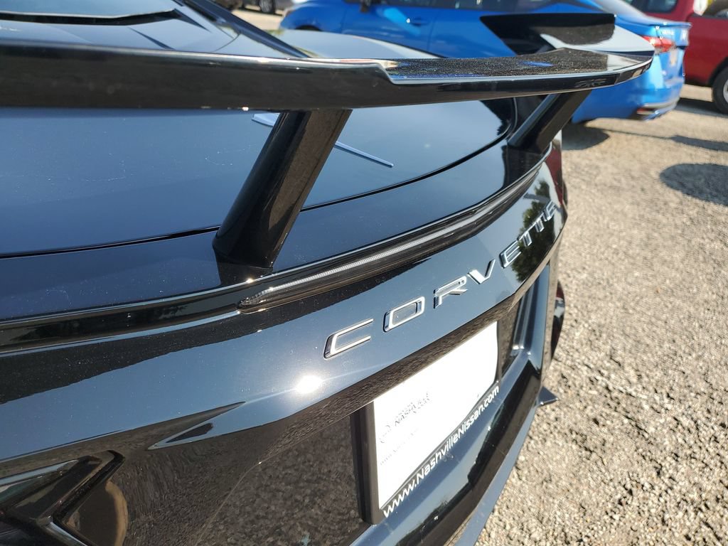 Used 2022 Chevrolet Corvette Stingray Preferred Cpe w/ Z51 Performance Package RWD image 17