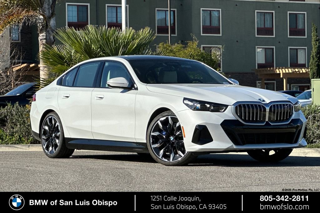 New 2026 BMW 550e xDrive 550e xDrive w/ Executive Package