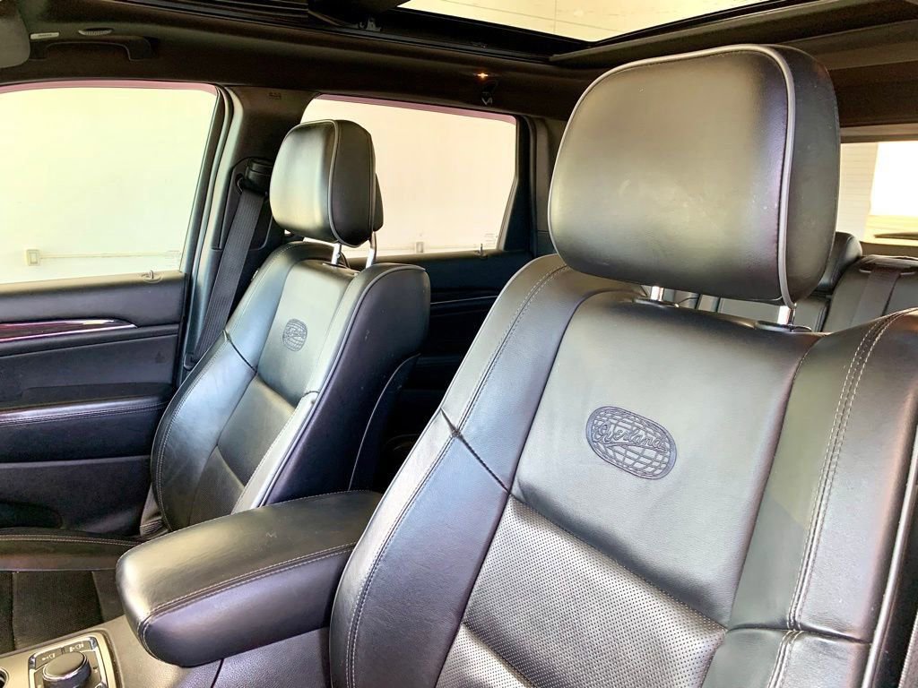 Used 2020 Jeep Grand Cherokee Overland image 13