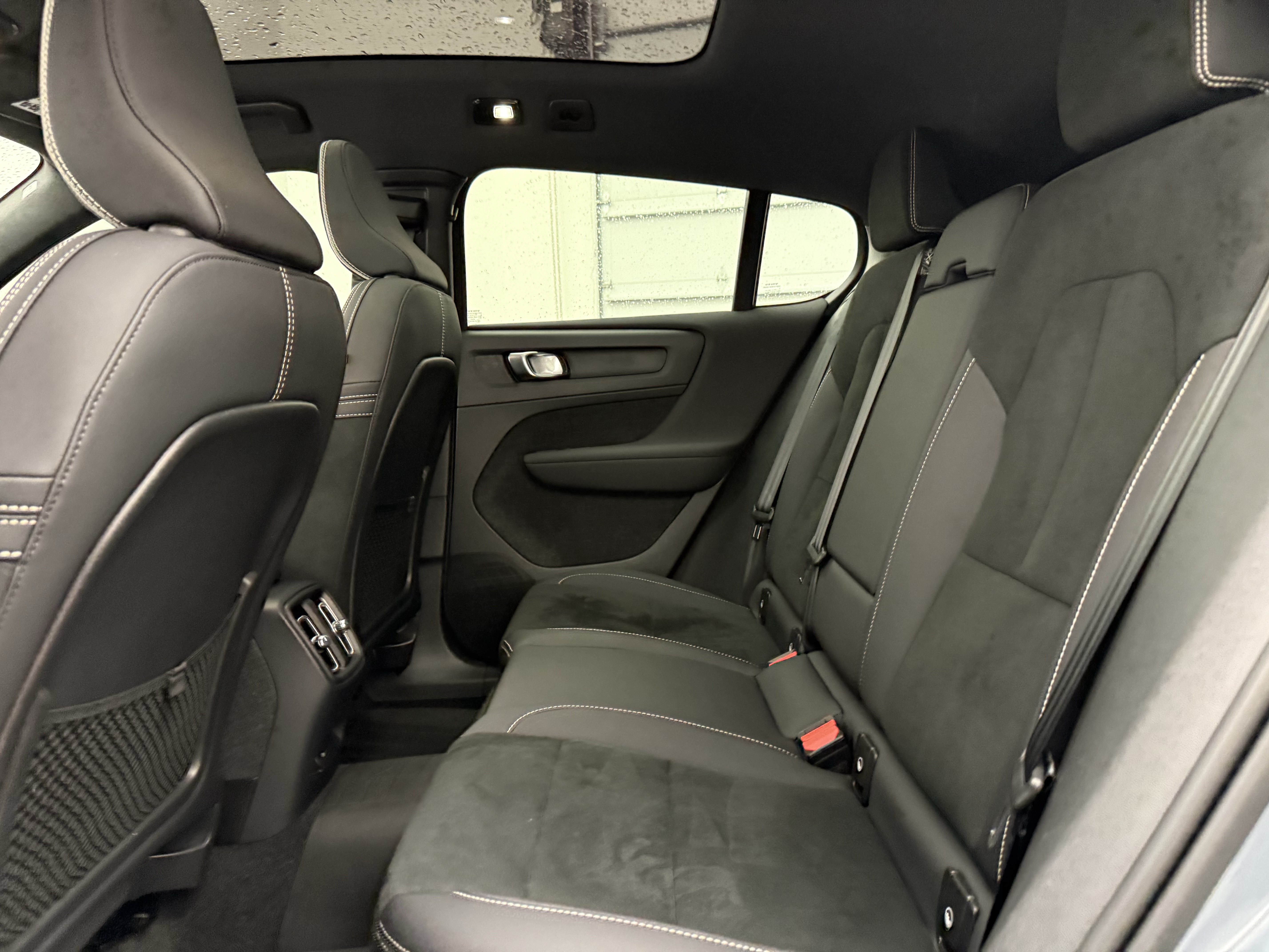 Certified 2023 Volvo C40 P8 Recharge Plus w/ Protection Package Premier AWD/4WD image 24