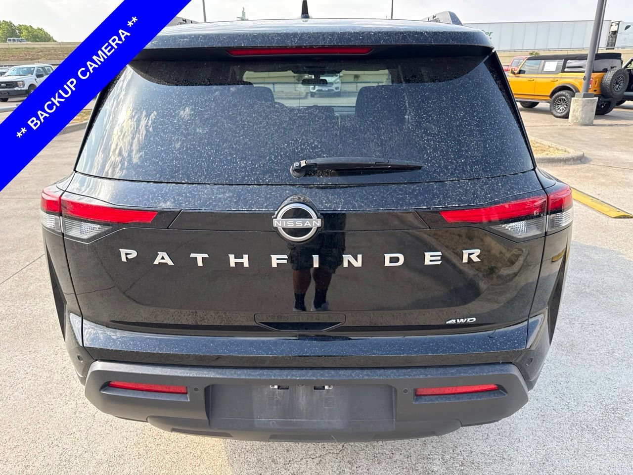 Used 2025 Nissan Pathfinder SV AWD/4WD image 9