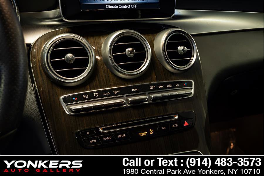 Used 2018 Mercedes-Benz GLC 300 4MATIC image 34