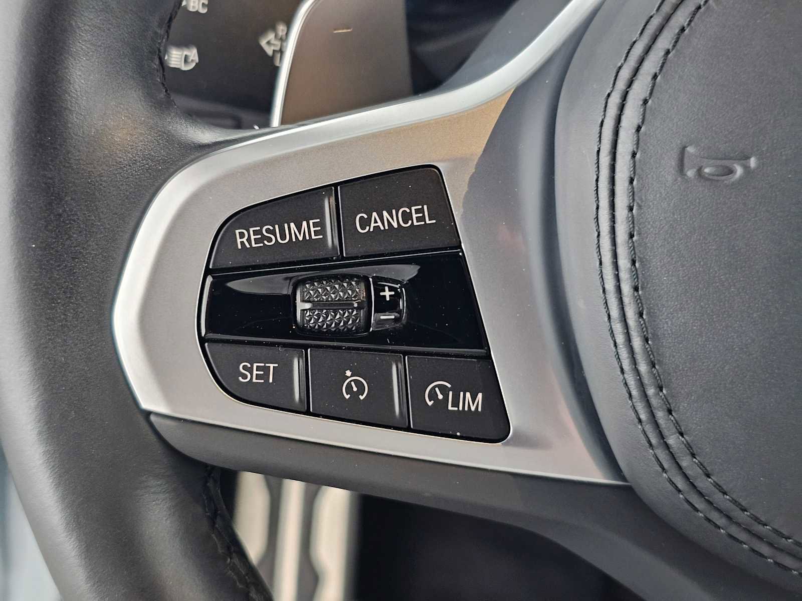 Used 2023 BMW X3 sDrive30i w/ M Sport Package image 27