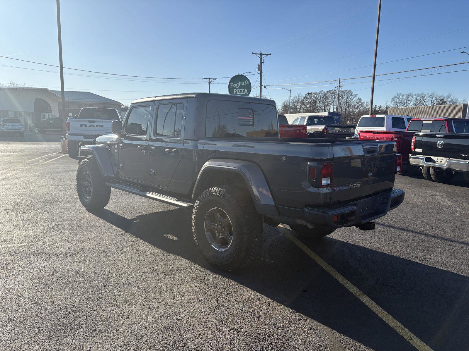 Used 2021 Jeep Gladiator Sport image 21