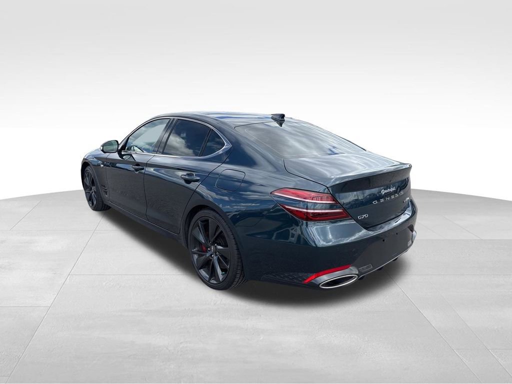 Used 2023 Genesis G70 3.3T w/ Sport Prestige Package image 9
