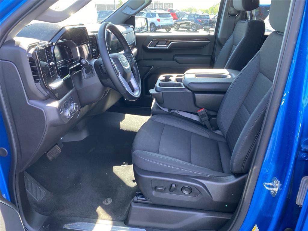 Used 2024 GMC Sierra 1500 Elevation AWD/4WD image 10