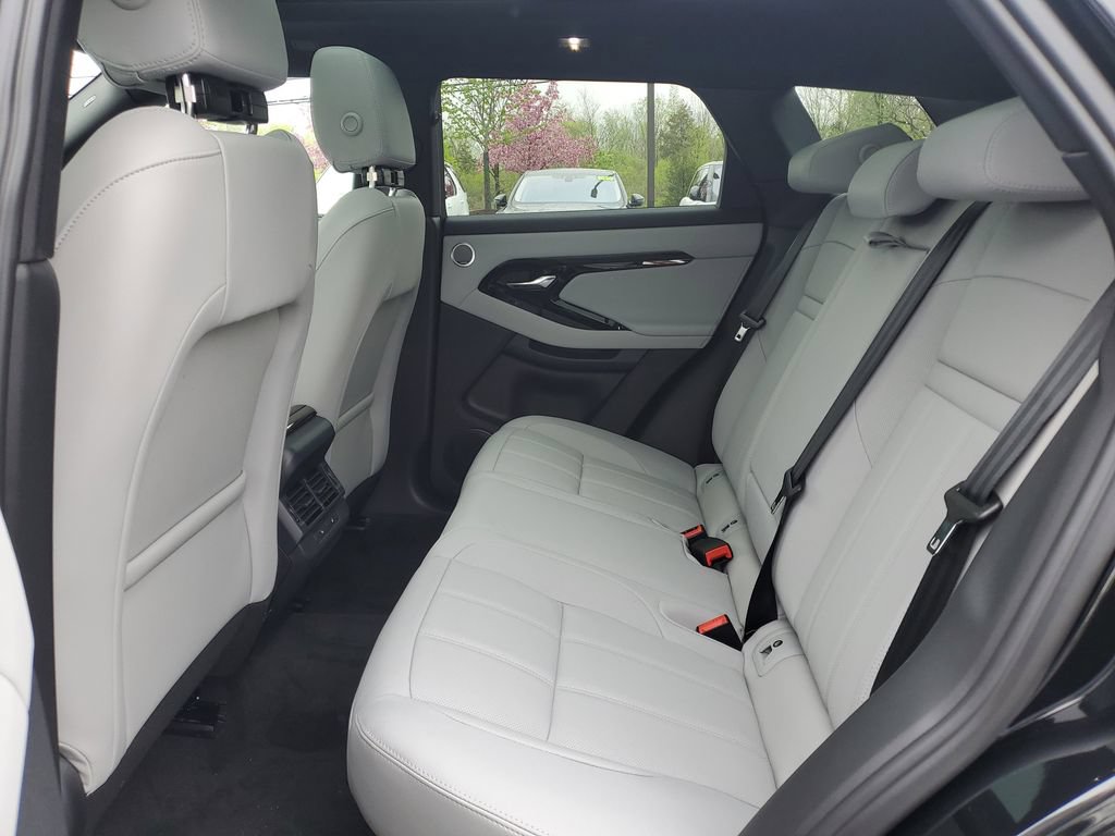 Used 2026 Land Rover Range Rover Evoque S AWD/4WD image 31
