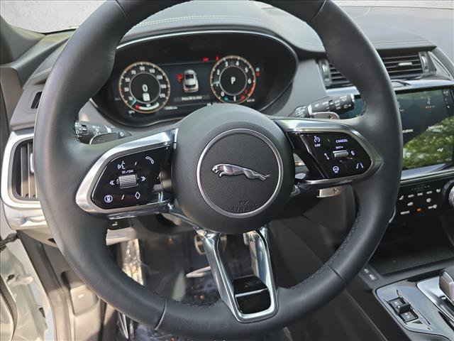 Certified 2024 Jaguar E-PACE R-Dynamic SE AWD/4WD image 18