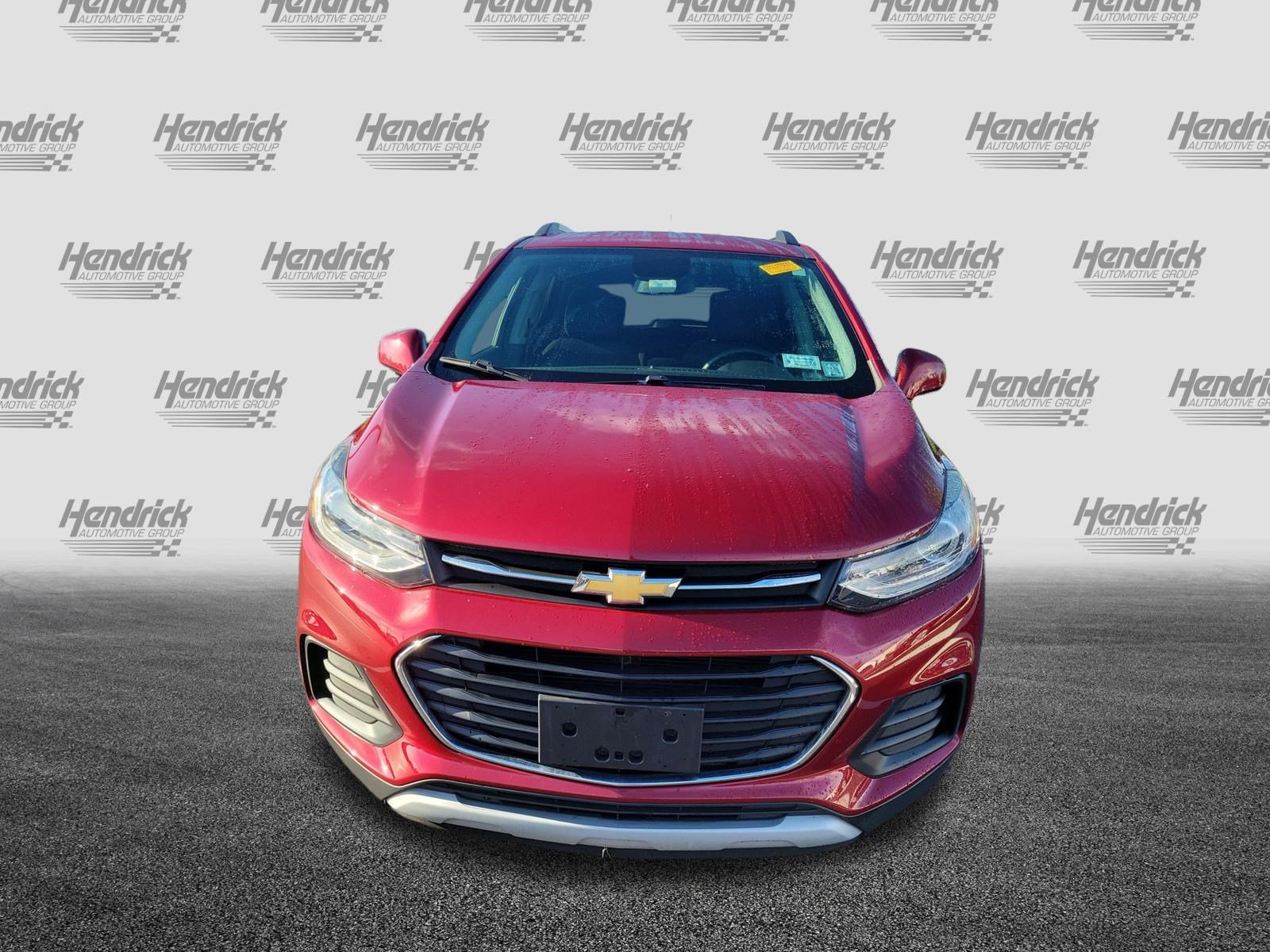 Used 2019 Chevrolet Trax LT w/ LPO, Protection Package FWD image 3