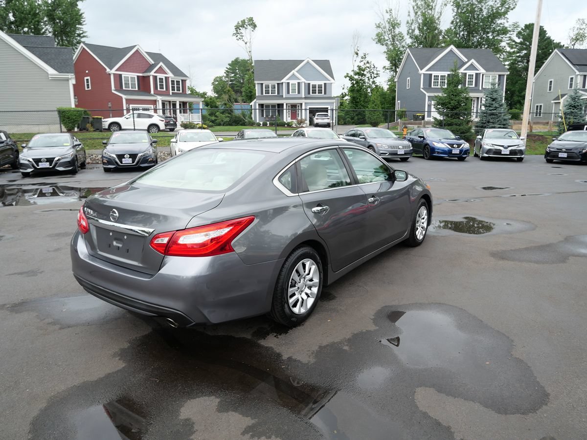 Used 2017 Nissan Altima 2.5 S w/ Power Driver Seat Package FWD image 6