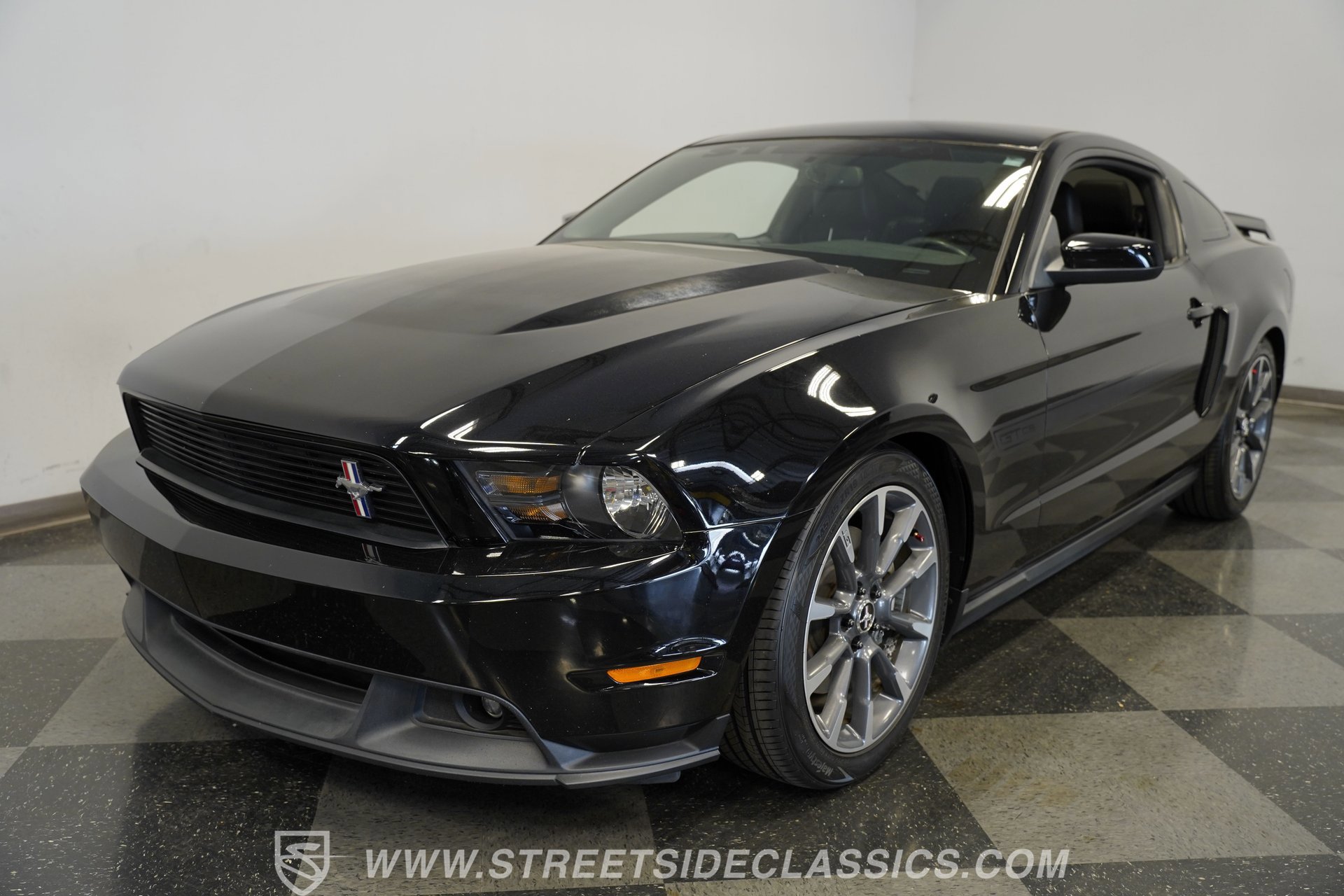 Used 2012 Ford Mustang GT Premium image 19