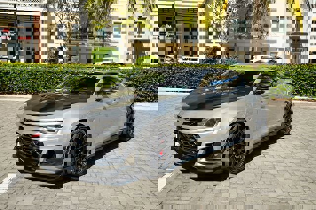 Used 2019 Chevrolet Camaro ZL1 image 2