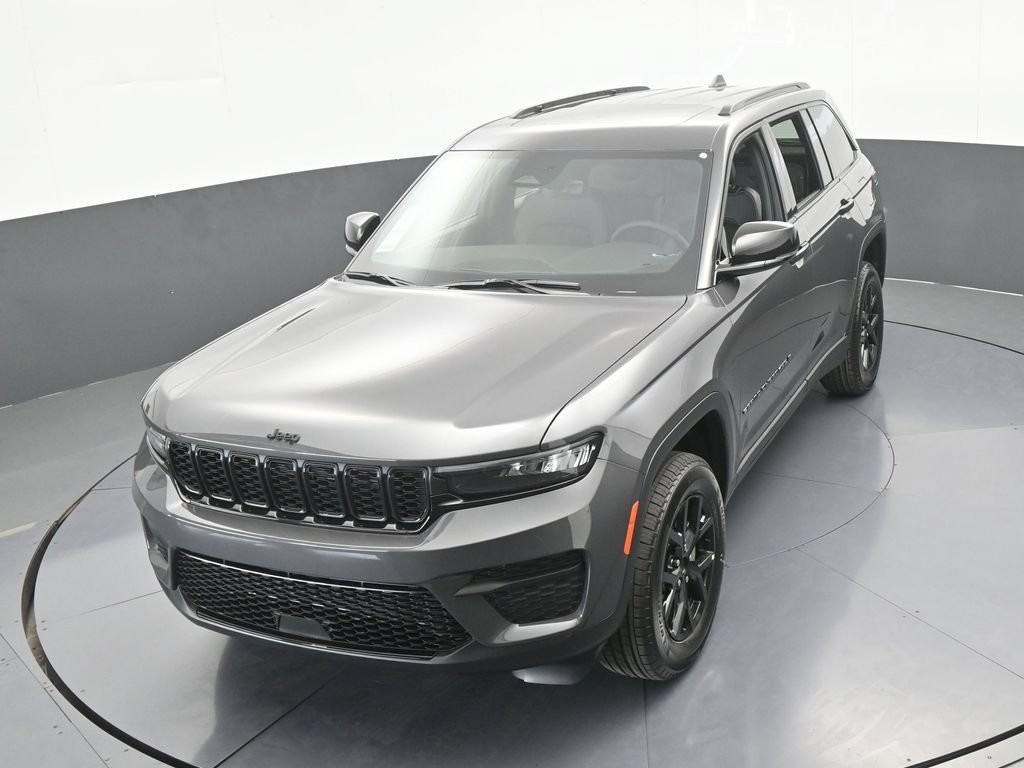New 2025 Jeep Grand Cherokee Altitude AWD/4WD image 38
