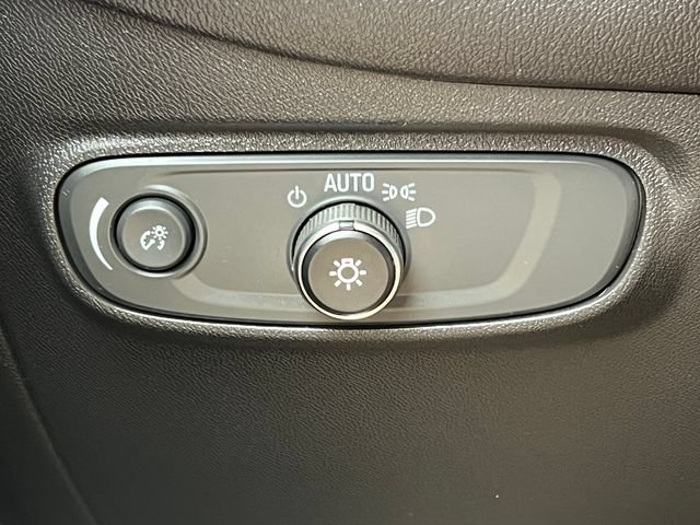 Used 2024 Chevrolet Equinox LT w/ LPO, Floor Liner Package AWD/4WD image 16