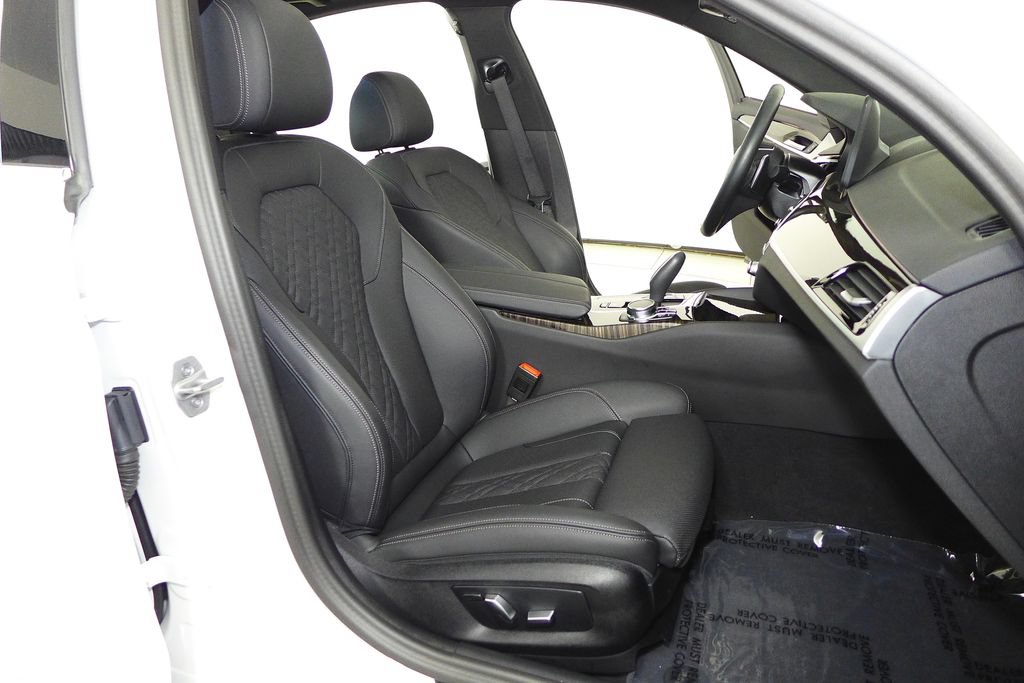 Used 2023 BMW 530i w/ Convenience Package RWD image 19