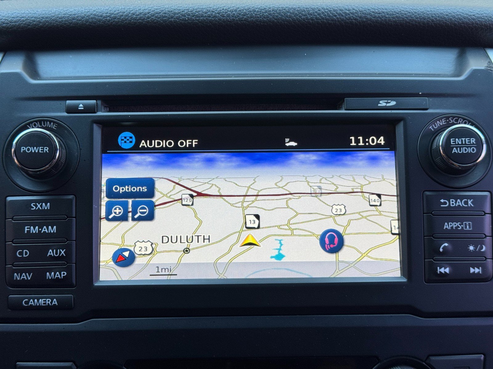 Used 2016 Nissan Titan SL image 25