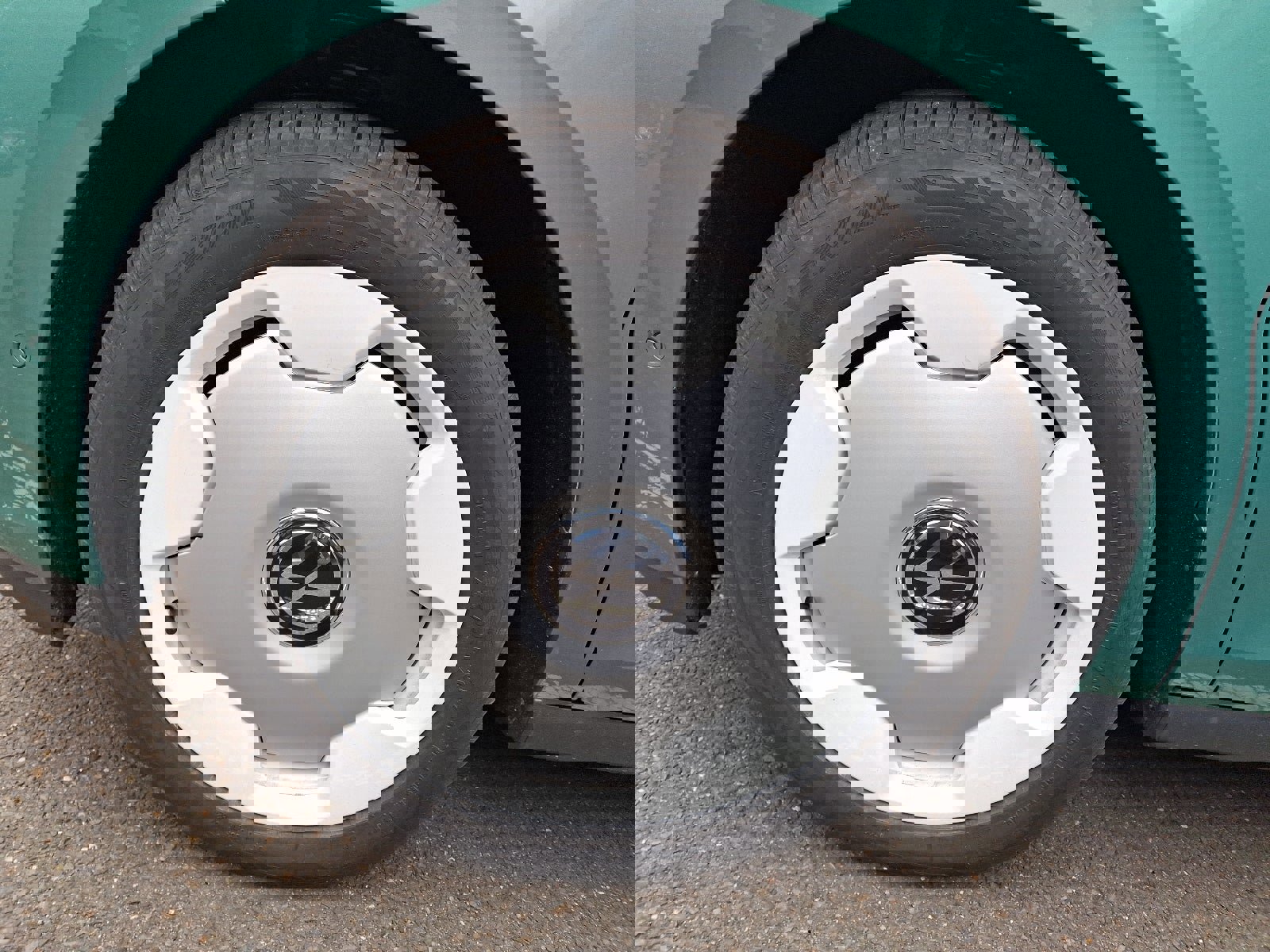 New 2025 Volkswagen ID. Buzz 1st Edition image 4